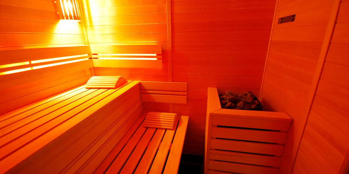Interieur van de sauna op de camping in Vendée in Saint-Hilaire-de-Riez bij Saint-Jean-de-Monts