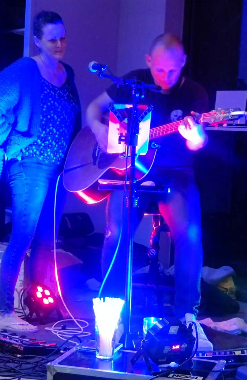 Soirée concert guitare animée au camping Saint-Hilaire en Vendée
