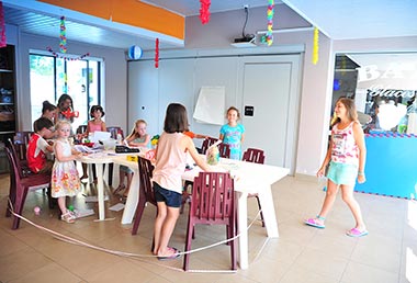 Animatie in de kinderclub van camping Les Écureuils in Saint-Hilaire-de-Riez