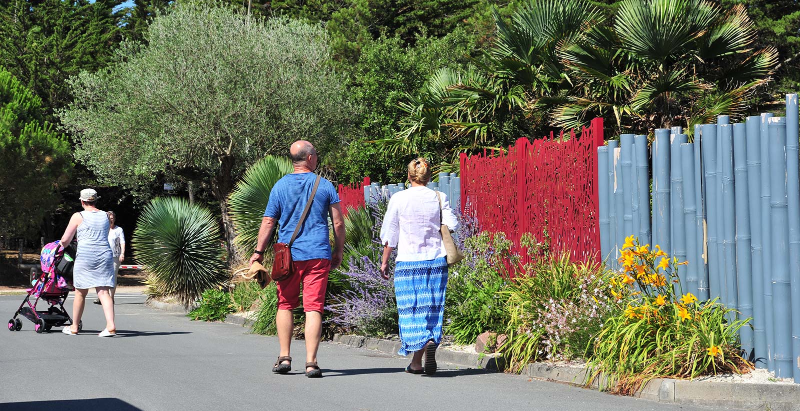 Kampeerders aan zee in de Vendée in Saint-Hilaire-de-Riez