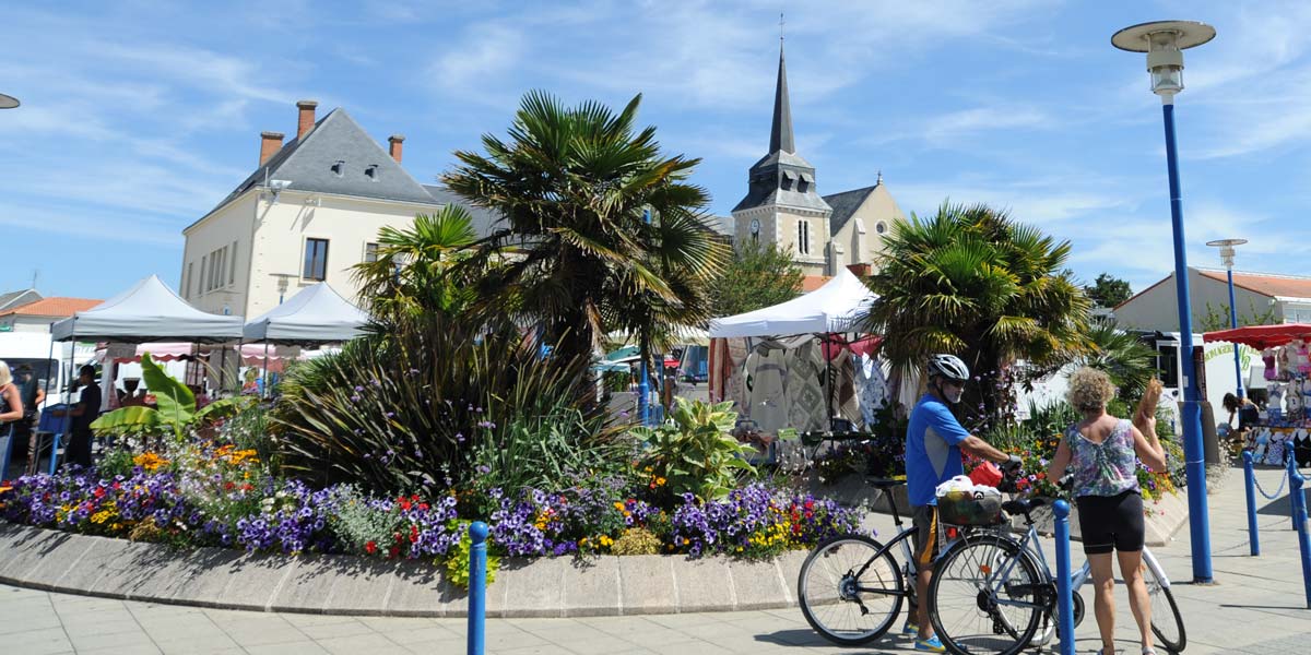 Downtown Saint-Hilaire-de-Riez near Les Écureuils campsite